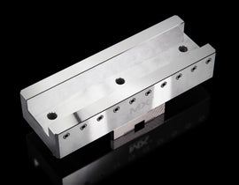 MaxxMacro (D/C) 54 Porte-électrode fendu en aluminium U30x6"