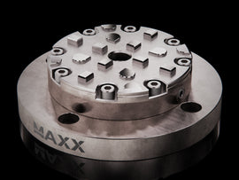 MaxxMagnum 680.24-S Manual Chuck Low Profile Table