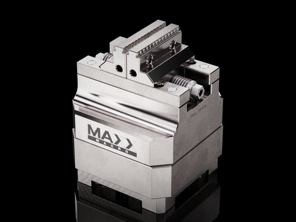 MaxxMacro 70 Self Centering MaxxVise 2.75" with Performance Pallet