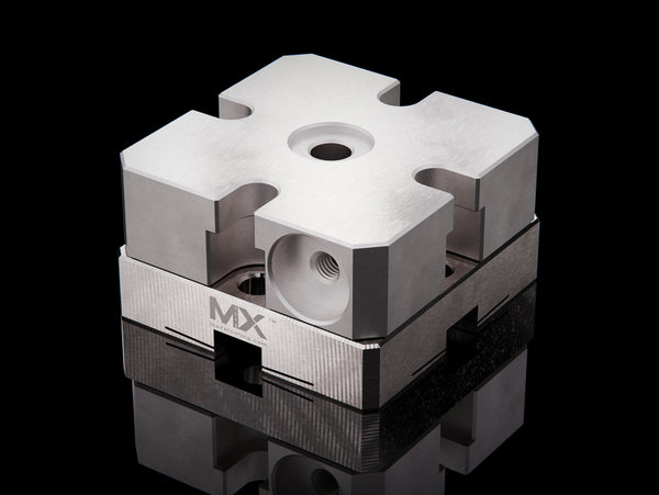 MaxxMacro (System 3R) Macro Spacer with Performance Pallet mounted top