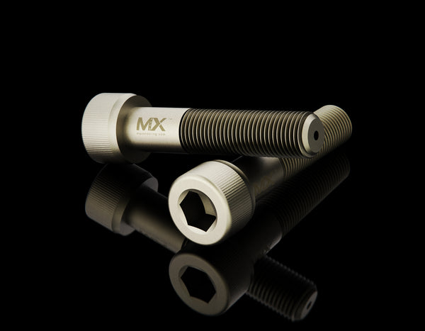 Maxx-ER Spigot Screws Stainless with Flushing